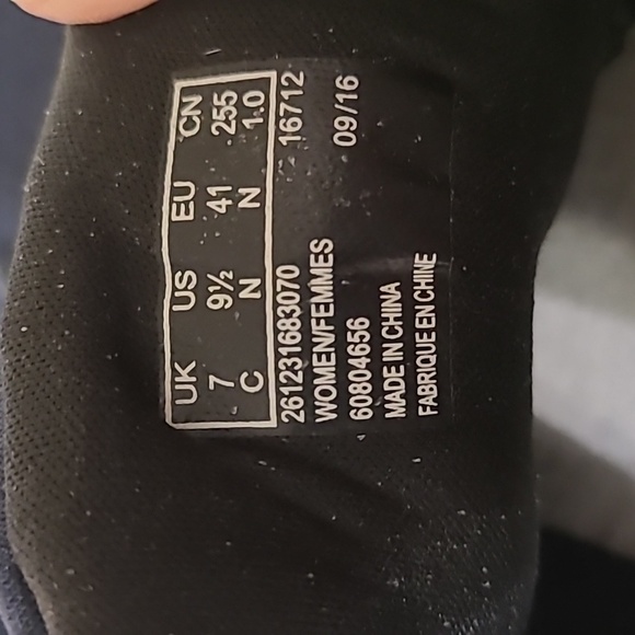 CLARKS Cloudsteppers Women's Blue Lace Up Fabrique tennis Shoe - Size 9.5 - Picture 9 of 9